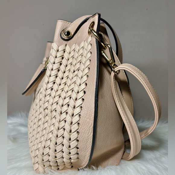 ⭐️SONDRA ROBERTS⭐️Woven Satchel - Picture 9 of 10